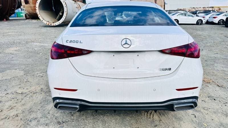 2025 Mercedes Benz C 200 L thumbnail 6