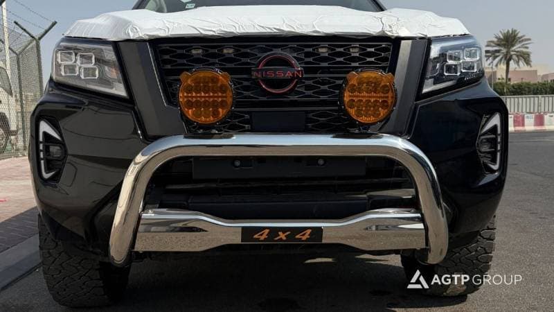2025 Nissan Navara PRO4X thumbnail 4