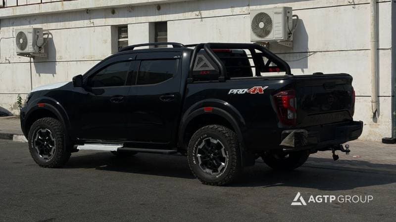 2025 Nissan Navara PRO4X thumbnail 6