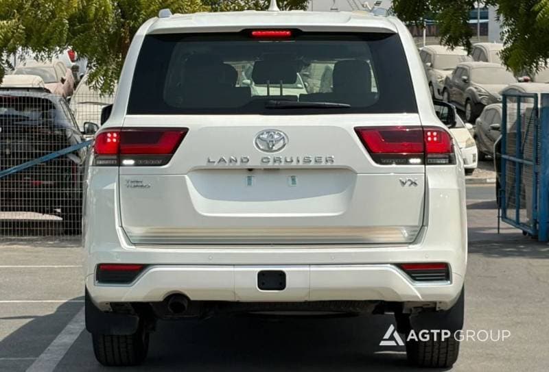 2026 Toyota Land Cruiser VX thumbnail 3