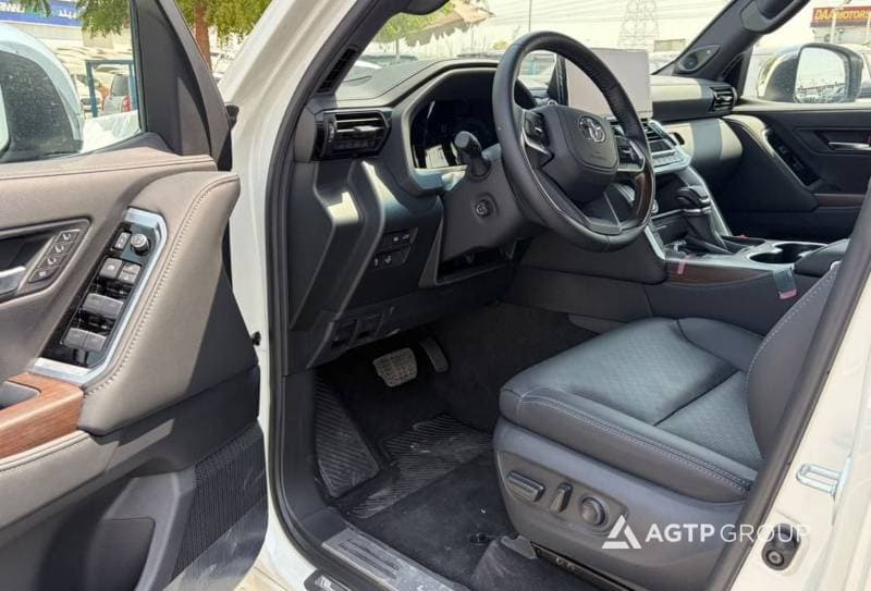 2026 Toyota Land Cruiser VX thumbnail 7