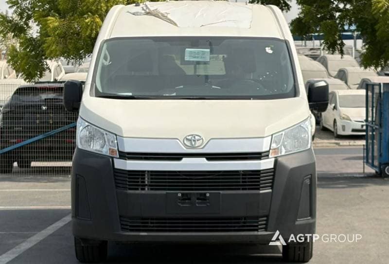 2026 Toyota Hiace DX thumbnail 2