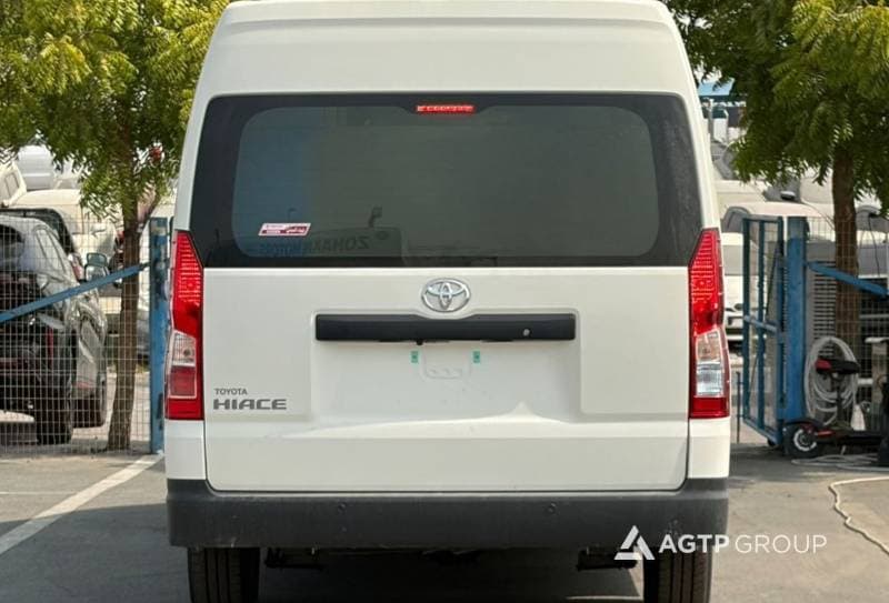 2026 Toyota Hiace DX thumbnail 6