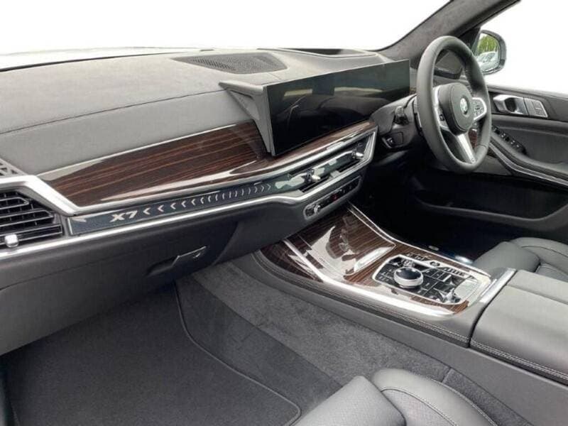 2026 BMW X7 XDRIVE40i LUXURY M SPORT PACKAGE thumbnail 6