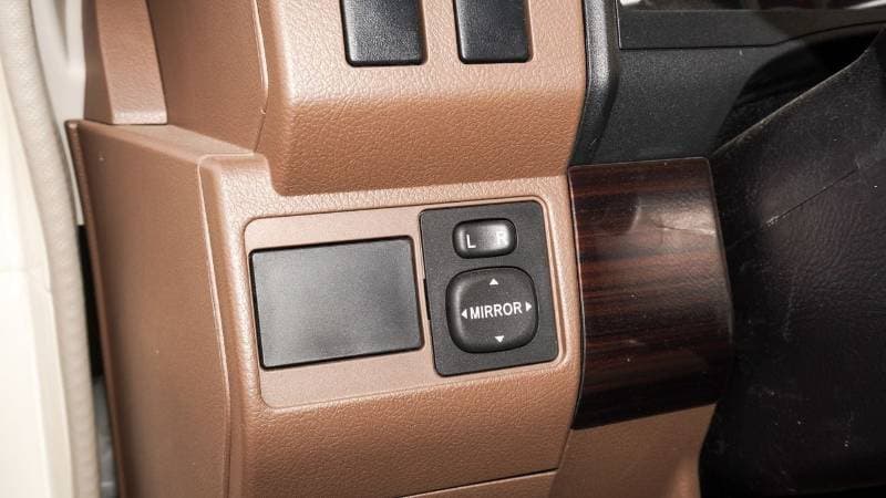 2026 Toyota Land Cruiser 70 LC76 LX thumbnail 5