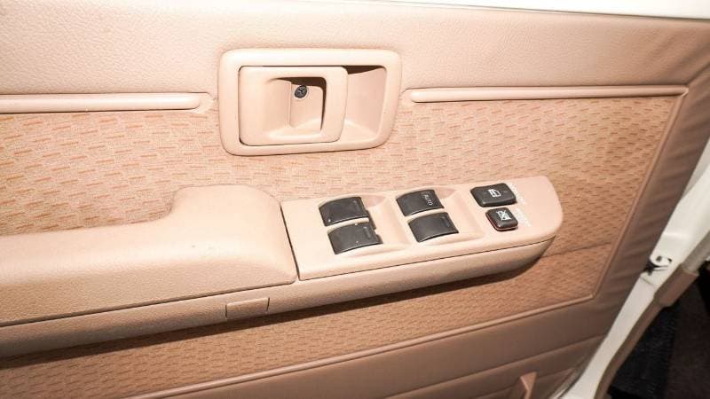 2026 Toyota Land Cruiser 70 LC76 LX thumbnail 7