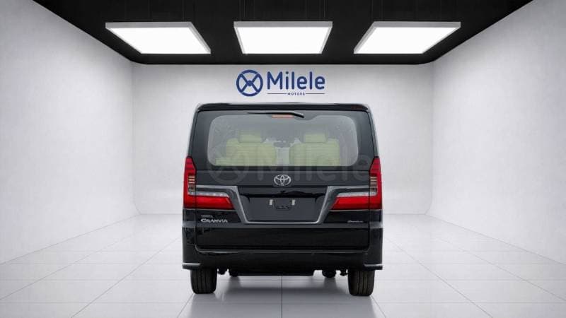 2026 Toyota Granvia PREMIUM thumbnail 4