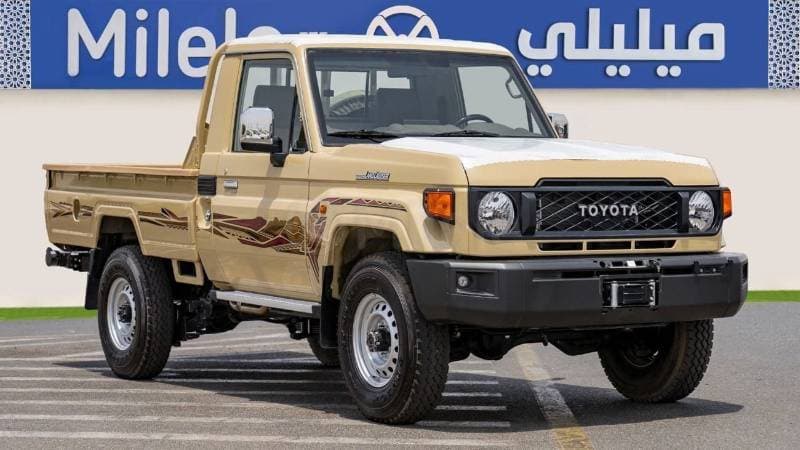 2025 Toyota Land Cruiser Pickup 70