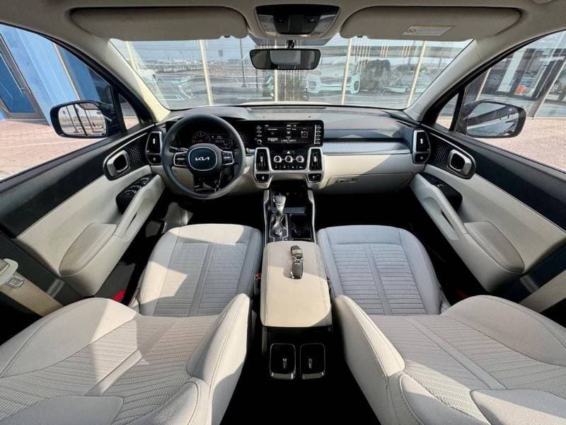 2023 Kia Sorento LX STANDARD thumbnail 7