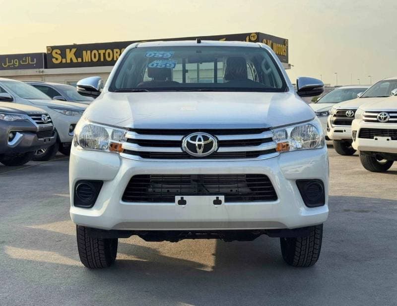 2025 Toyota Hilux DOUBLE CABIN