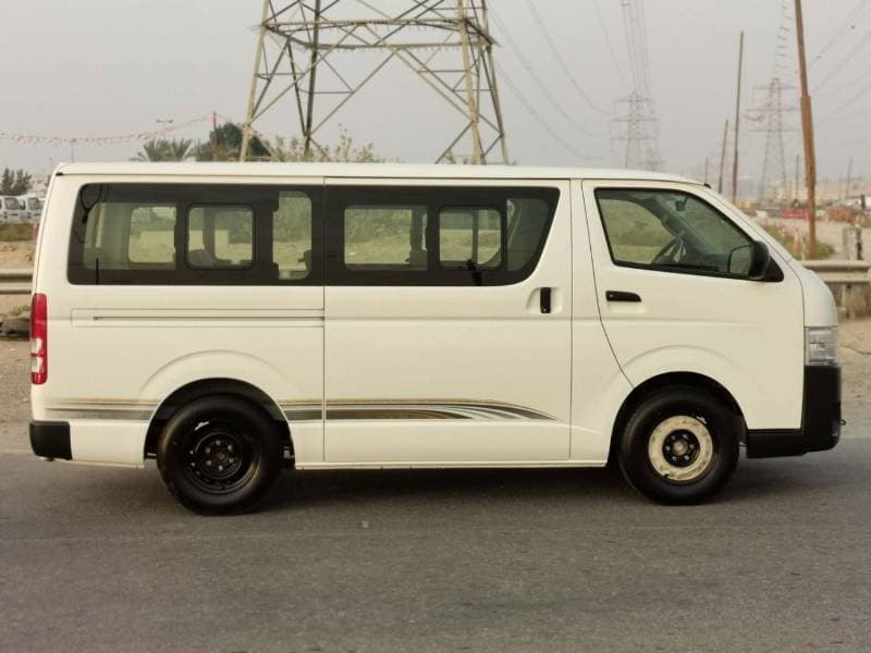 2022 Toyota Hiace STANDARD ROOF thumbnail 5