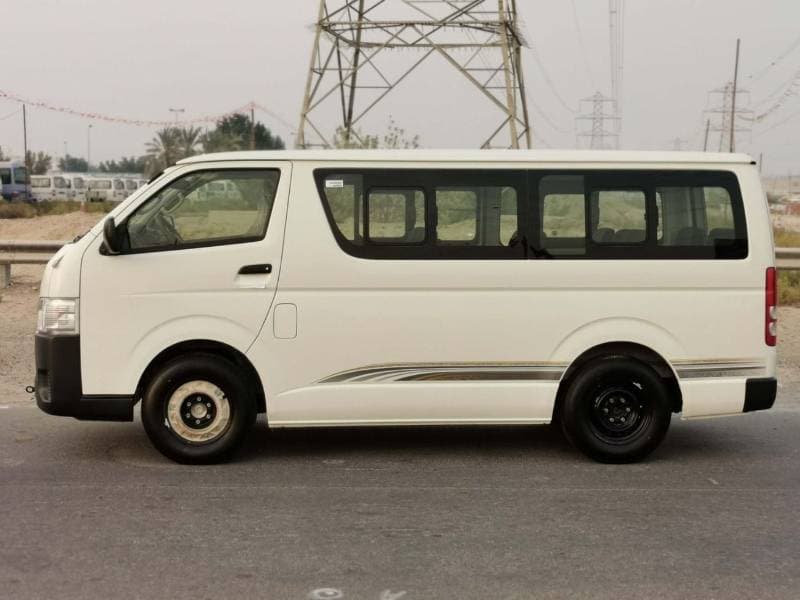 2022 Toyota Hiace STANDARD ROOF thumbnail 6