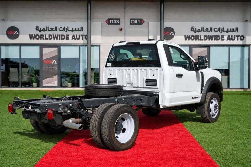2026 Ford F 550 thumbnail 4