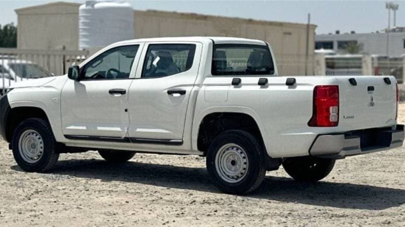 2025 Mitsubishi L200 GL thumbnail 3