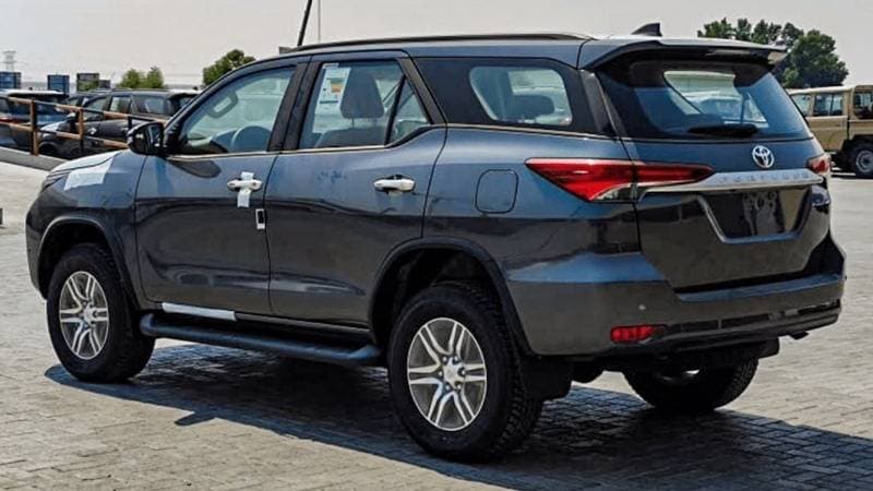 2025 Toyota Fortuner EXR thumbnail 5