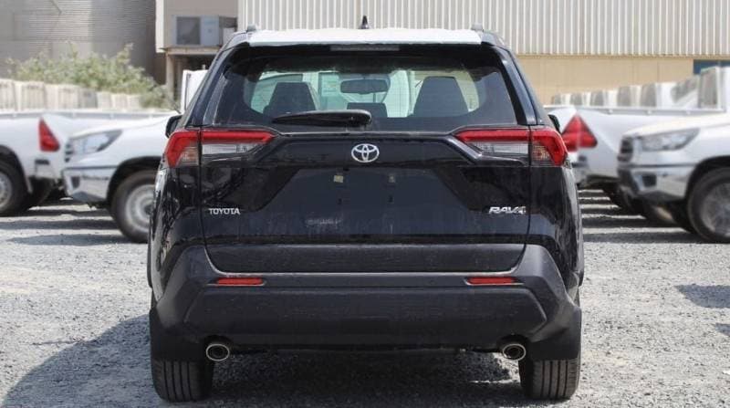 2025 Toyota RAV4 LE thumbnail 5