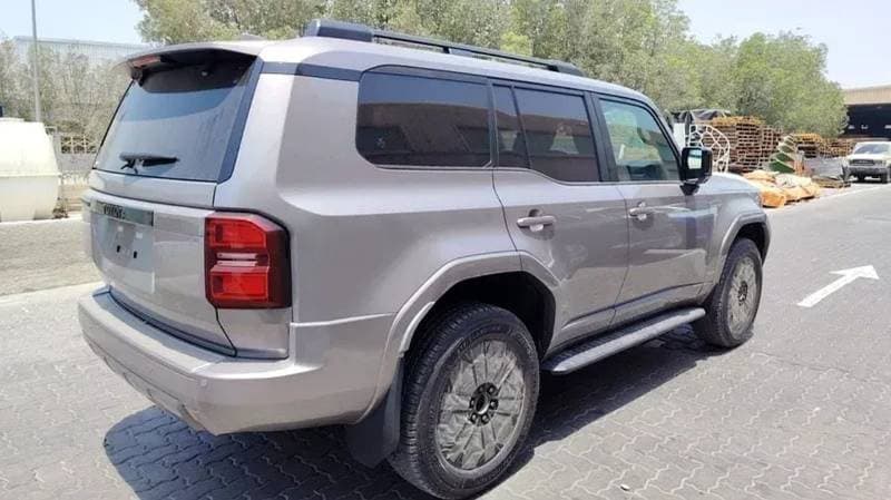 2026 Toyota Prado GXR thumbnail 4