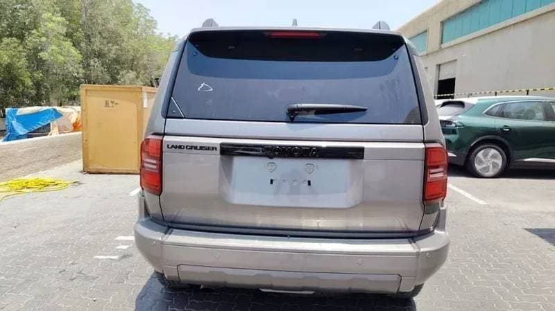 2026 Toyota Prado GXR thumbnail 5