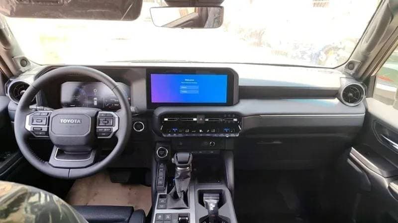 2026 Toyota Prado GXR thumbnail 6