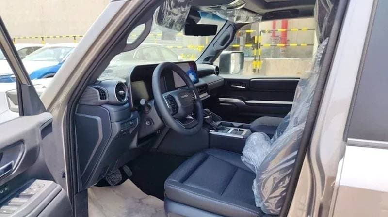2026 Toyota Prado GXR thumbnail 7