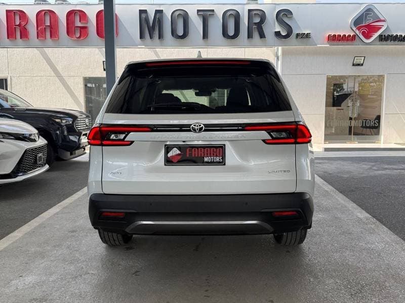 2026 Toyota Grand Highlander thumbnail 5