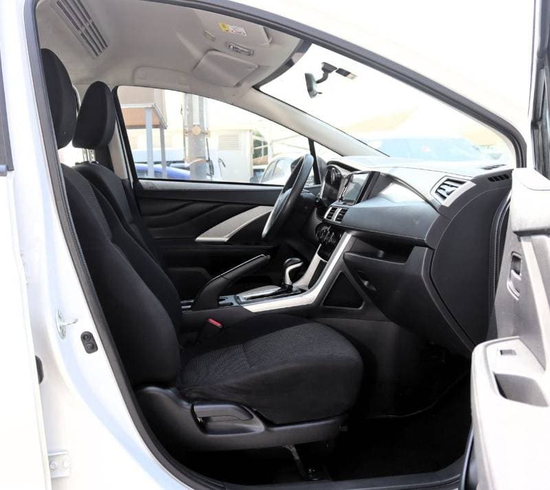 2024 Mitsubishi Xpander MEDIUM LINE thumbnail 8