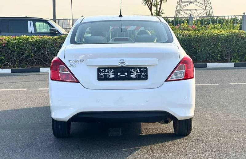 2023 Nissan Sunny SV thumbnail 3