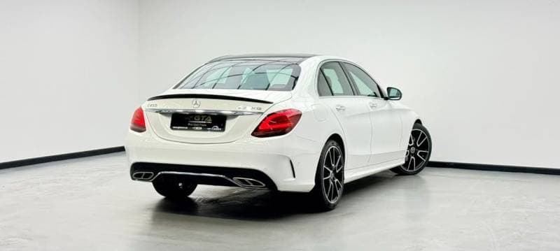 2021 Mercedes Benz C200 AMG thumbnail 4