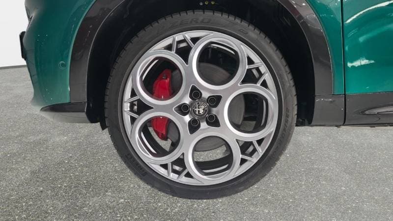 2024 Alfa Romeo Tonale VELOCE thumbnail 5