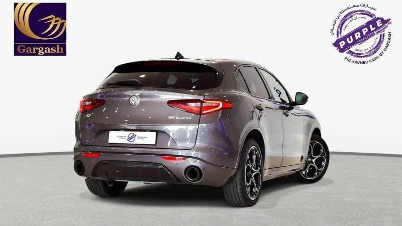 2022 Alfa Romeo Stelvio VELOCE thumbnail 6