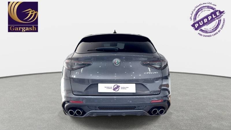 2023 Alfa Romeo Stelvio QUADRIFOGLIO thumbnail 8