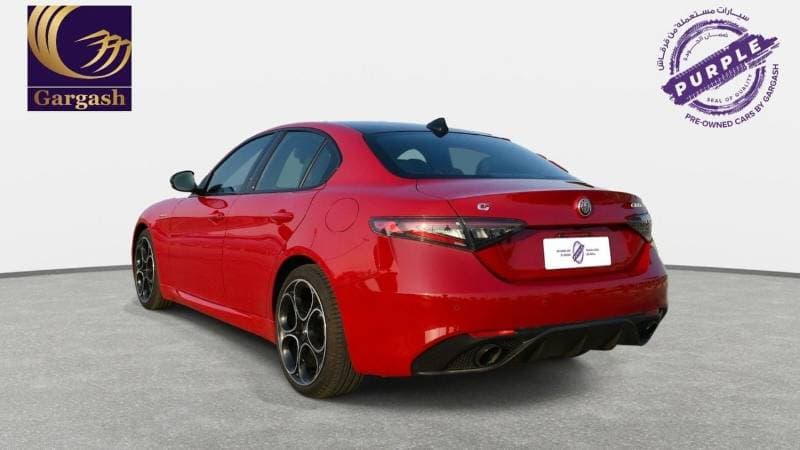 2024 Alfa Romeo Giulia VELOCE thumbnail 5