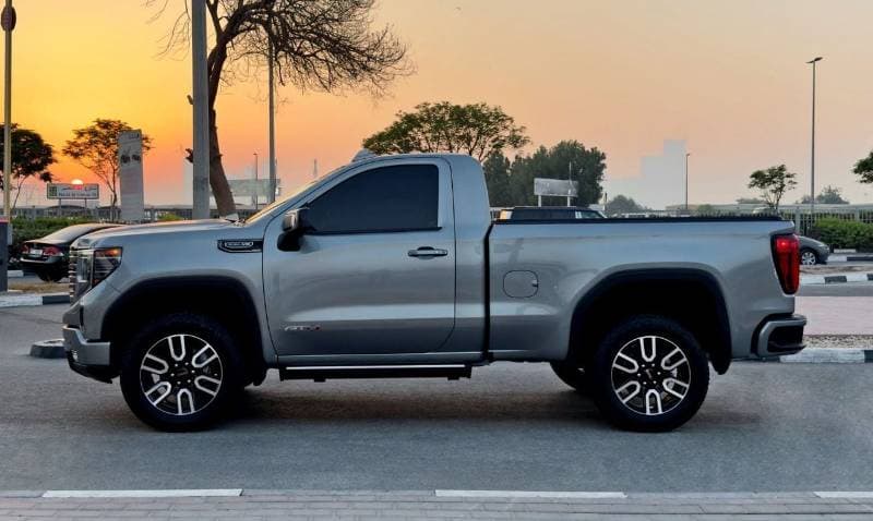 2025 GMC Sierra 1500 REG/CAB AT4 thumbnail 4