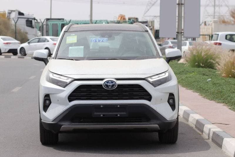 2025 Toyota RAV4 XLE HEV thumbnail 2