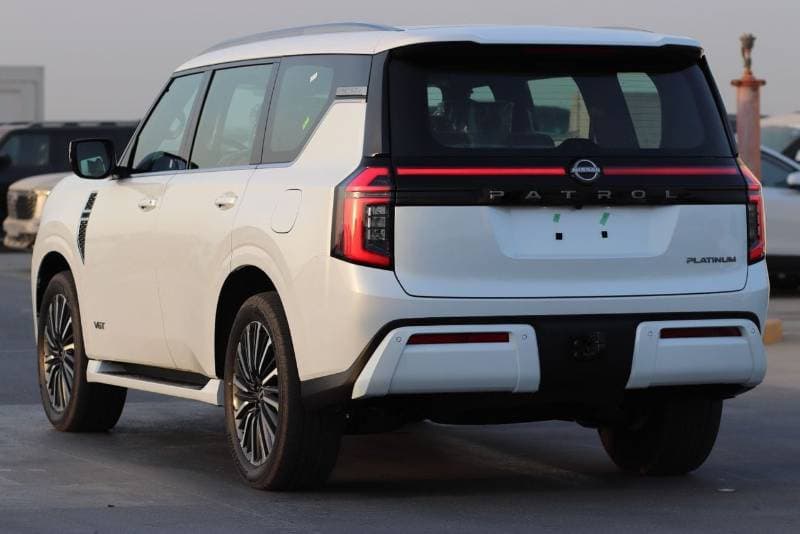 2025 Nissan Patrol LE PLATINUM CITY thumbnail 6