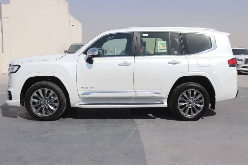 2025 Toyota Land Cruiser VXR thumbnail 7