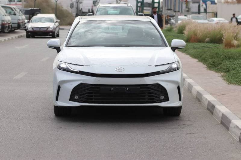 2026 Toyota Camry thumbnail 2