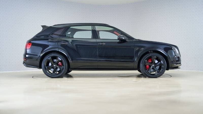2018 Bentley Bentayga SIGNATURE thumbnail 3