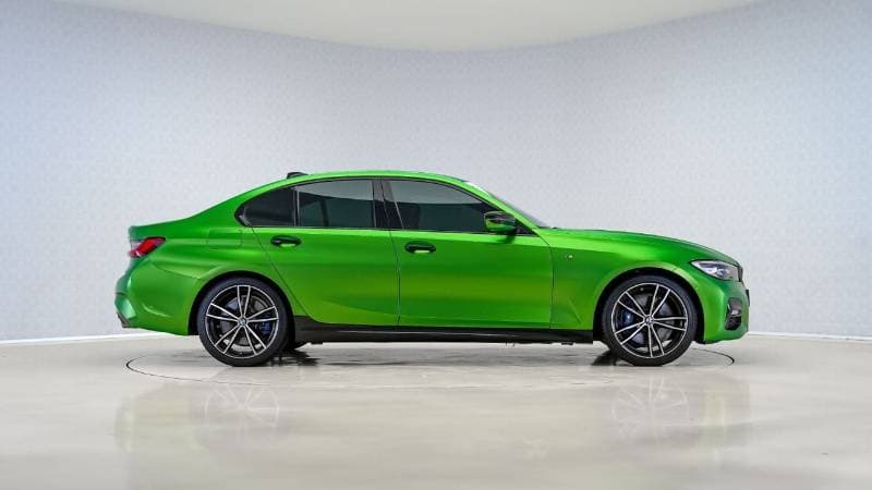 2021 BMW 330i M SPORT thumbnail 3