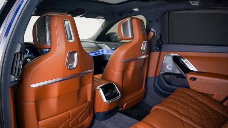 2024 BMW 760i XDRIVE MASTERCLASS thumbnail 6
