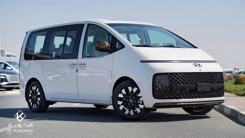 2026 Hyundai Staria LUXURY thumbnail 3