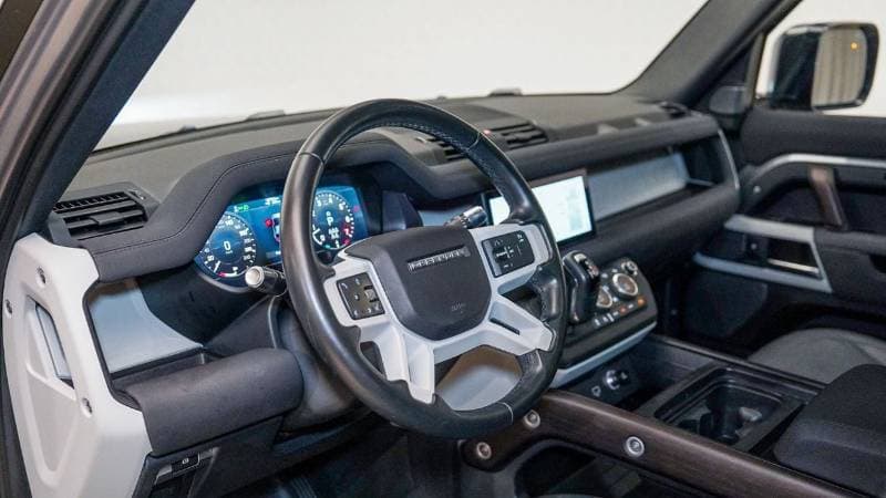 2021 Land Rover Defender 110 S P300 thumbnail 4