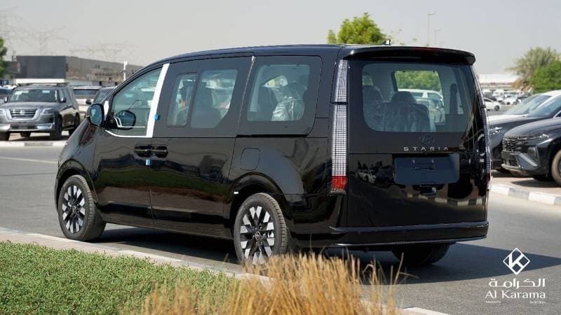 2026 Hyundai Staria LUXURY thumbnail 5