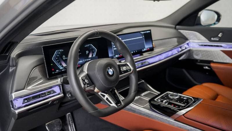 2023 BMW 740Li M Sport Individual thumbnail 4