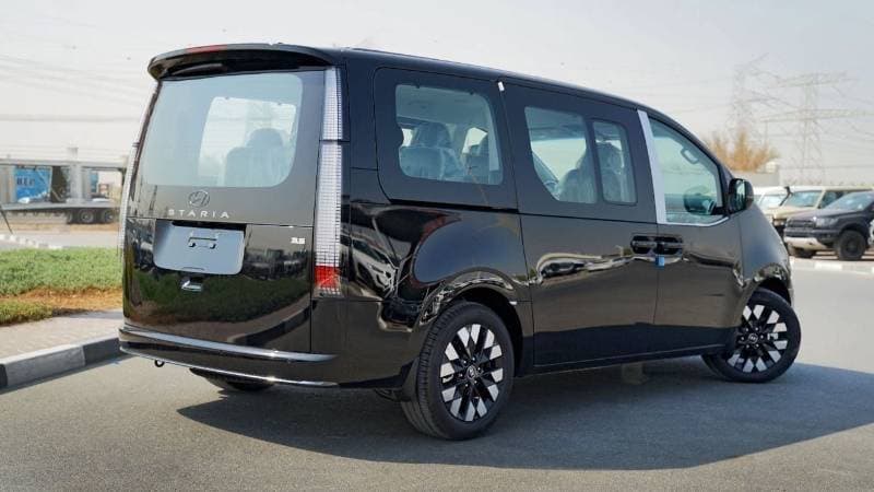 2026 Hyundai Staria COMFORT thumbnail 6