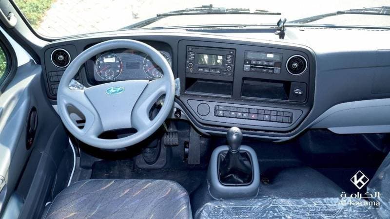 2026 Hyundai County 3.9L Diesel thumbnail 6