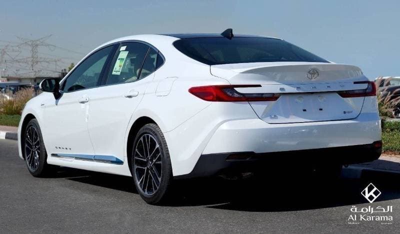2026 Toyota Camry LE HEV thumbnail 4