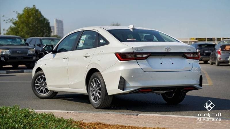 2026 Toyota Yaris Y thumbnail 3
