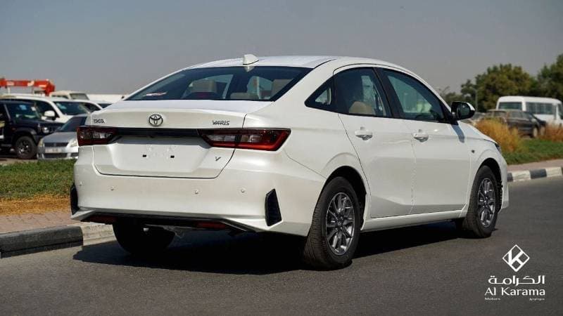 2026 Toyota Yaris Y thumbnail 4
