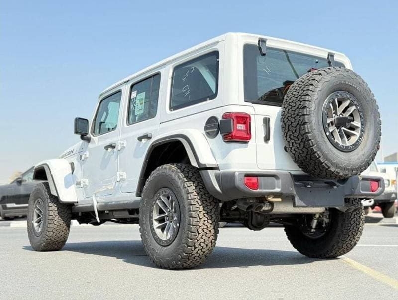 2024 Jeep Wrangler Unlimited RUBICON 392 thumbnail 7